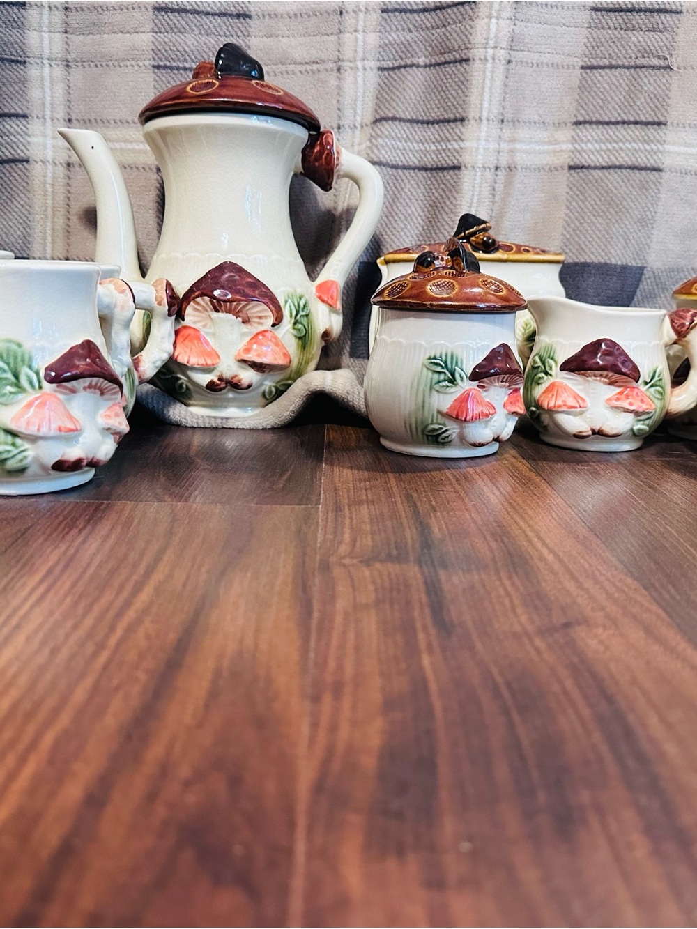 Hand-Painted Mushroom Ceramic Tea Set - Cream and Brown